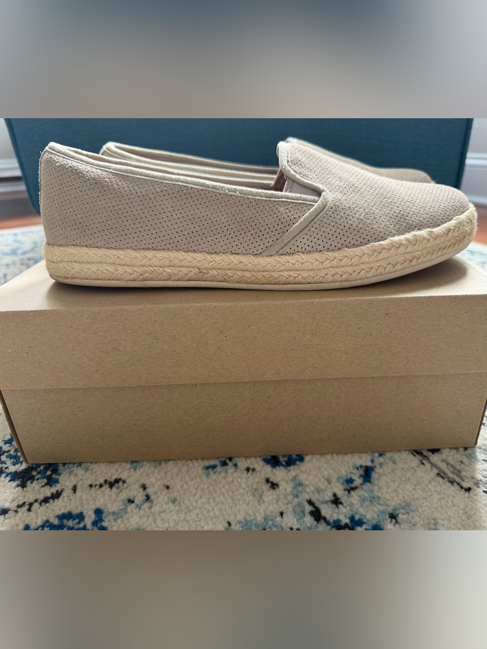 Clarks Women’s Beige Slip-On Espadrille Loafers 9.5